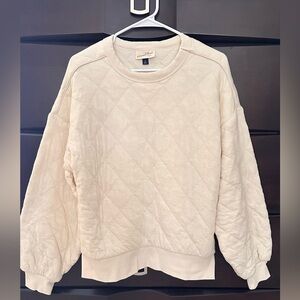 Universal Thread Cream Quilted Crew Neck Sweater